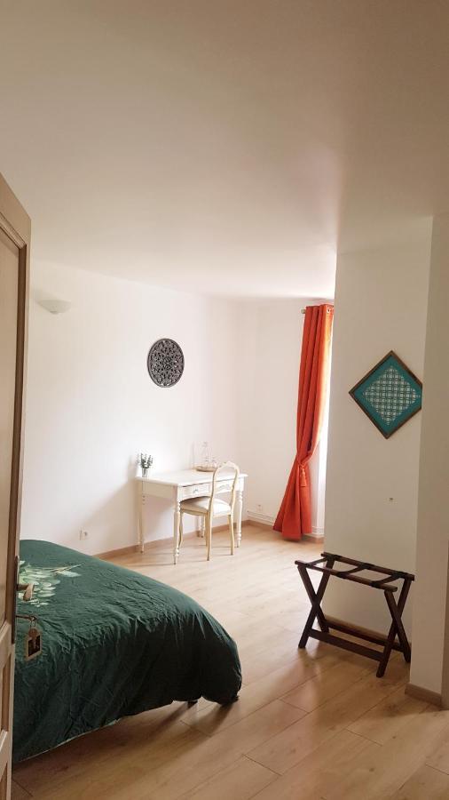 La Marsaisienne Hotel ภายนอก รูปภาพ